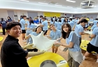 2025 방문의 해를 맞아 전 세계에 살고 있는 청년 동포들이 전북 임실군 치즈테마파크에서 치즈 만들기 체험을 하고 있다.(임실군제공. 재판매 및 DB금지)2025.7.29. (ⓒ뉴스1, 무단 전재-재배포 금지)