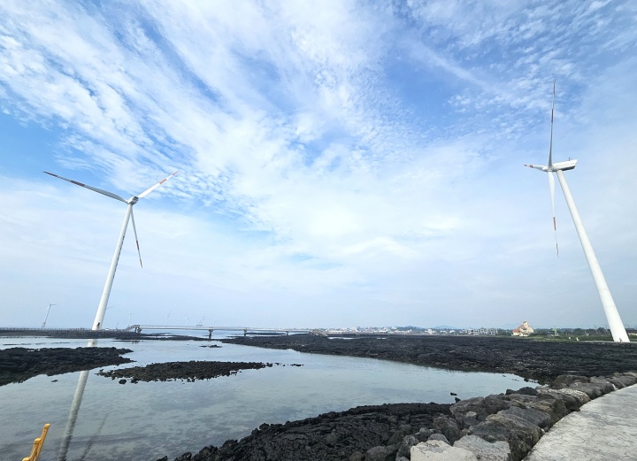 제주시 한경면 신창리 해상풍력단지. 한국남부발전풍력센터. 2025.6.9. (ⓒ연합뉴스, 무단 전재-재배포 금지)