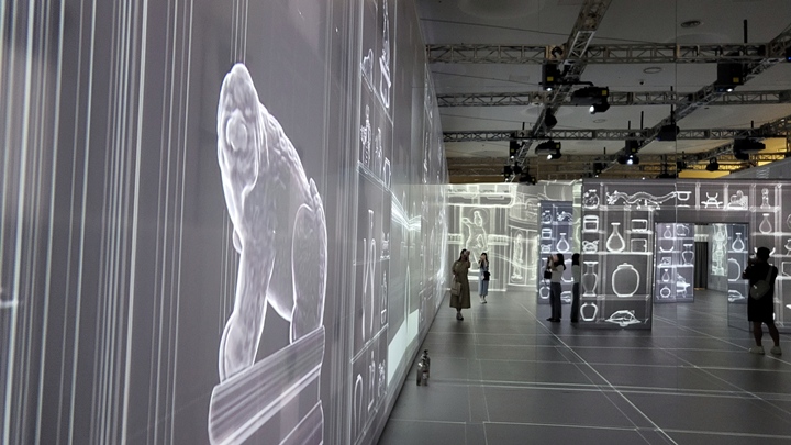 유명 문화유산도 미디어아트로 구현되어 색다르게 감상할 수 있었다.