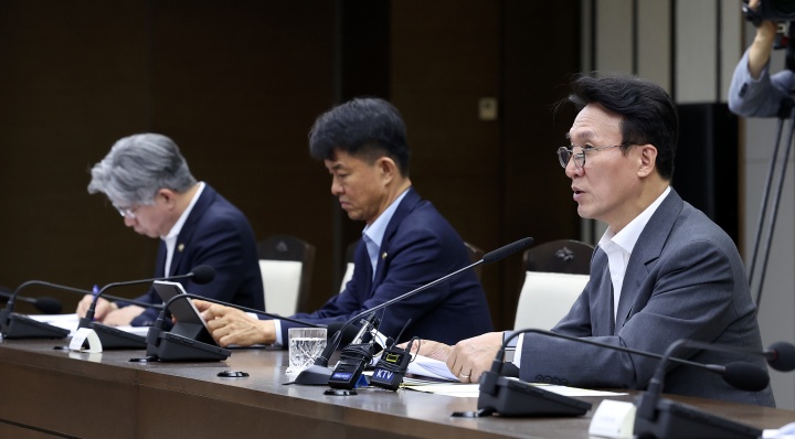 김민석 국무총리가 30일 정부세종청사에서 열린 국정현안 관계장관회의에서 모두발언을 하고 있다. 2025.7.30. (ⓒ뉴스1, 무단 전재-재배포 금지)