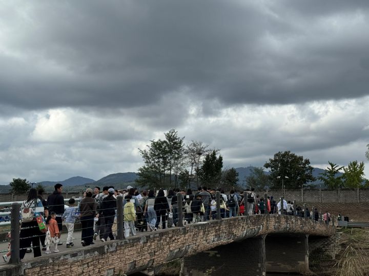 이미 많은 국민에게 꼭 참여해야 할 전시회로 손꼽히는 ADEX. 퍼블릭데이가 열린 성남공항에는 이미 많은 국민이 현장을 찾고 있었다.