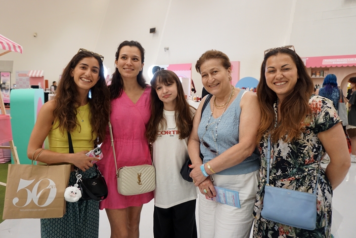 프랑스에서 온 카미유 가족들.