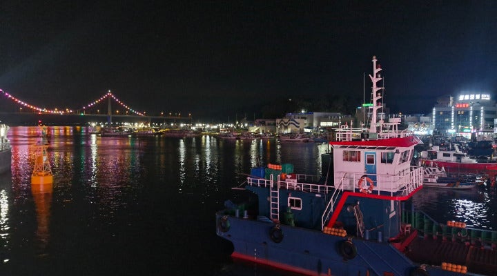 다도해상 고흥의 녹동포구의 야경.