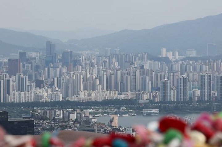 지난 19일 서울 시내 아파트 모습(사진=저작권자(c) 연합뉴스, 무단 전재-재배포 금지)