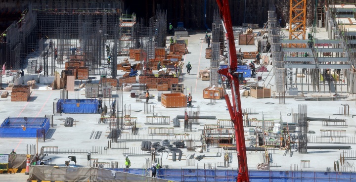 서울 시내 신축 아파트 시공 현장. 2025.4.30. (ⓒ뉴스1, 무단 전재-재배포 금지)