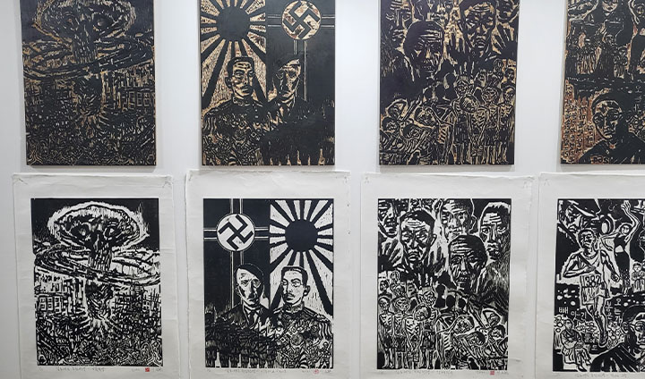 뚜렷한 먹색으로 현장을 적나라하게 그려낸 그림이 왠지 사진보다 강렬하다.