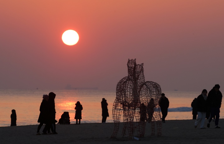 새해 보육수당 비과세 자녀 1인당 월 20만 원…예체능 학원비도 세제 혜택