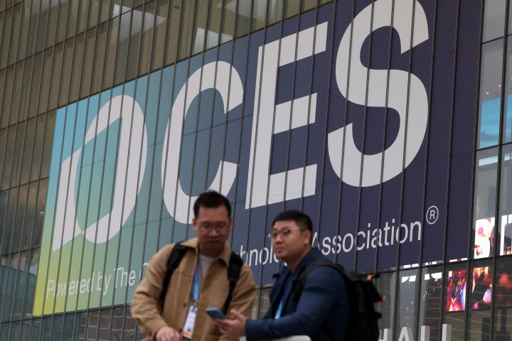 세계 최대 IT(정보기술)·가전 전시회 'CES 2026' 개막을 사흘 앞둔 3일(현지시간) 미국 네바다주 라스베이거스 컨벤션센터(LVCC)에 홍보물이 부착돼 있다/ 2026.1.4.(ⓒ뉴스1, 무단 전재-재배포 금지)