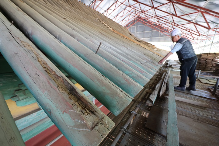 지붕 보수 공사가 진행 중인 서울 종로구 문묘 및 성균관 대성전.2024.5.2(사진=저작권자(c) 연합뉴스, 무단 전재-재배포 금지)