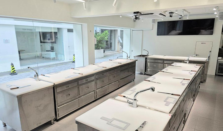 부산삼진어묵체험관에서는 부산 어묵의 제작 방법과 체험 기회를 제공한다. (출처: 대한민국 구석구석 누리집)