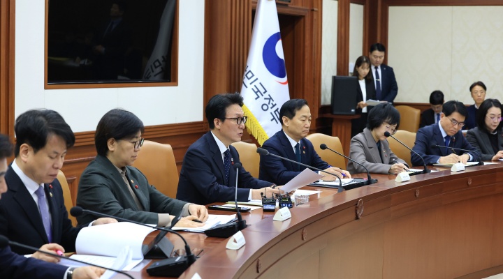 김민석 국무총리가 15일 서울 종로구 정부서울청사에서 열린 국가정책조정회의에서 모두발언을 하고 있다. 2026.1.15. (ⓒ뉴스1, 무단 전재-재배포 금지)