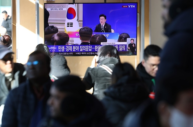 이재명 대통령 "5가지 대전환의 길은 대한민국 대도약의 지름길"