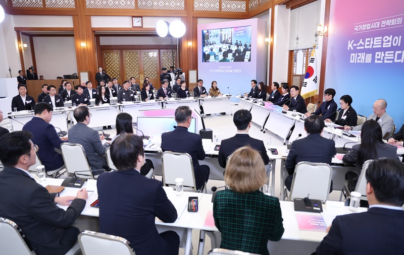 이재명 대통령이 30일 청와대에서 열린 국가창업시대 전략회의 'K-스타트업이 미래를 만든다'에서 발언하고 있다. 2026.1.30(사진=저작권자(c) 연합뉴스, 무단 전재-재배포 금지)