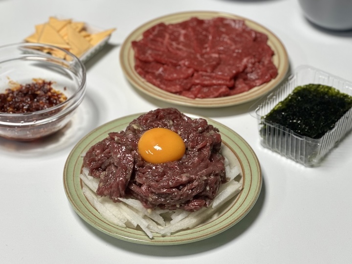 상생페이백으로 구매한 육회.