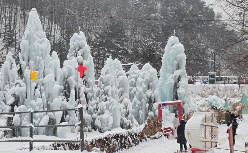 포천백운계곡 동장군축제(사진 한국관광공사 누리집)