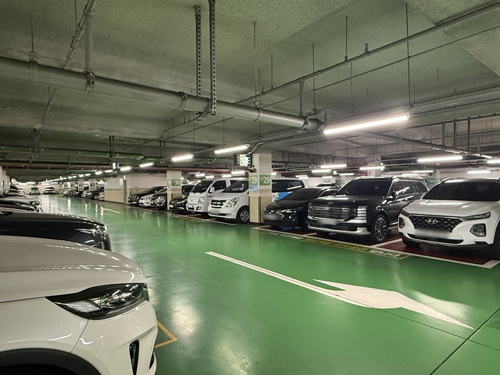 지하주차장 전체 모습