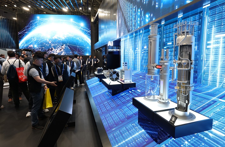 CES 개막일인 지난달 6일(현지시간) 미국 네바다주 라스베이거스 컨벤션센터(LVCC) 두산밥캣 부스에 SMR 모형이 전시돼 있다.(사진=저작권자(c) 연합뉴스, 무단 전재-재배포 금지)