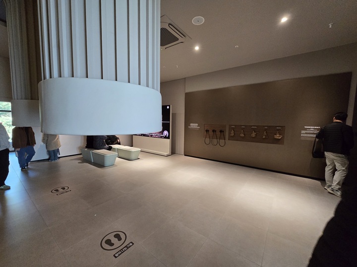 감각체험실 향·음(香·音) 입구.