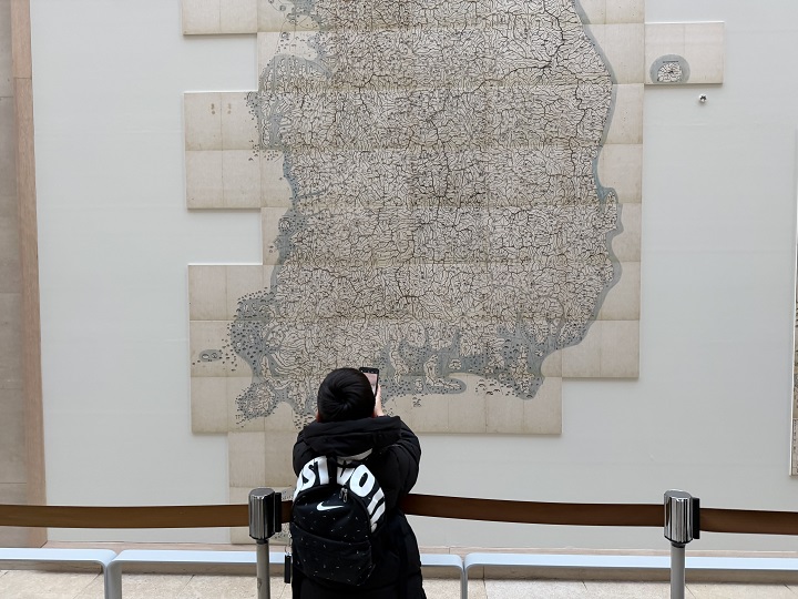 대동여지도 관람객