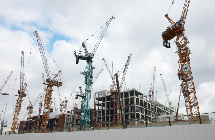 9일 경기도 용인시 처인구 원삼면 용인반도체클러스터 일반산업단지 공사현장에서 분주하게 공사가 진행되고 있다. 2026.1.9 (ⓒ뉴스1, 공동취재, 무단 전재-재배포 금지)