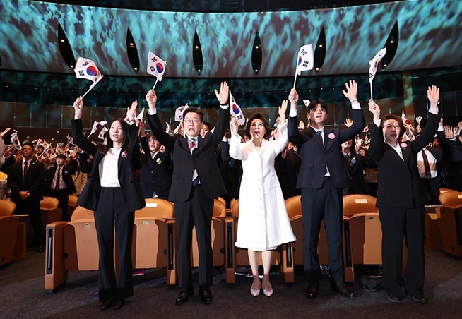 이 대통령 "3·1혁명 정신, 위기의 시대 새 희망으로 인도할 밝은 빛"