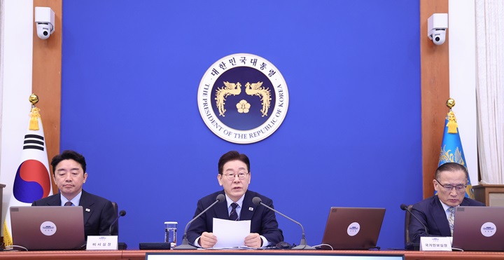 이재명 대통령이 6일 청와대에서 열린 수석보좌관회의에서 발언하고 있다. 2026.3.6(사진=저작권자(c) 연합뉴스, 무단 전재-재배포 금지)