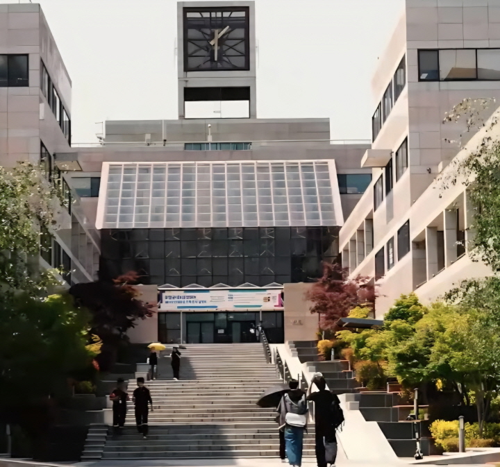 대한민국 19~20세 청년이라면 청년문화예술패스를 발급받을 수 있다.