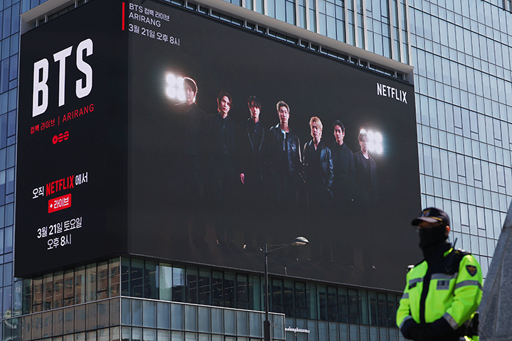 서울 광화문광장에서 열리는 방탄소년단(BTS) 컴백 공연을 앞두고 경찰이 근무를 서고 있다. 2026.3.13 (ⓒ뉴스1, 무단 전재-재배포 금지)