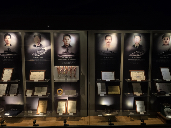 故 윤영하 소령을 비롯한 제2연평해전 6용사.
