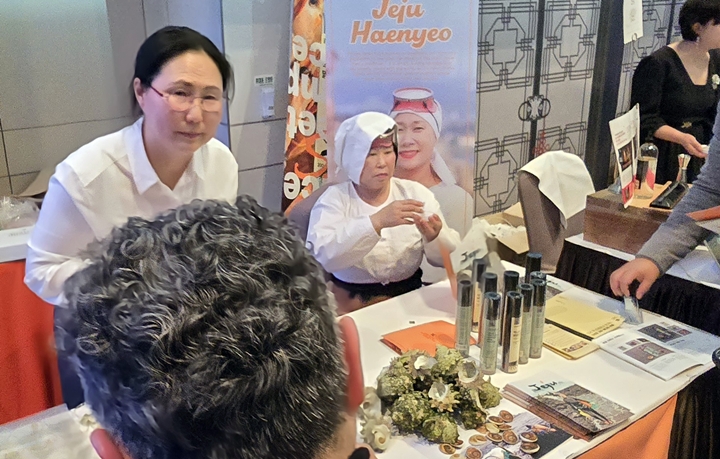 셰프들의 뜨거운 관심을 받은 해녀.