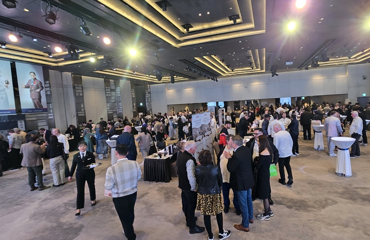 수많은 셰프들 및 관계자들이 가득 채웠다.