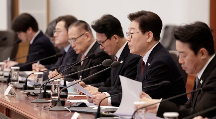 이재명 대통령이 26일 청와대에서 열린 제2차 비상경제점검회의에서 발언하고 있다. (ⓒ뉴스1, 청와대통신사진기자단, 무단 전재-재배포 금지)