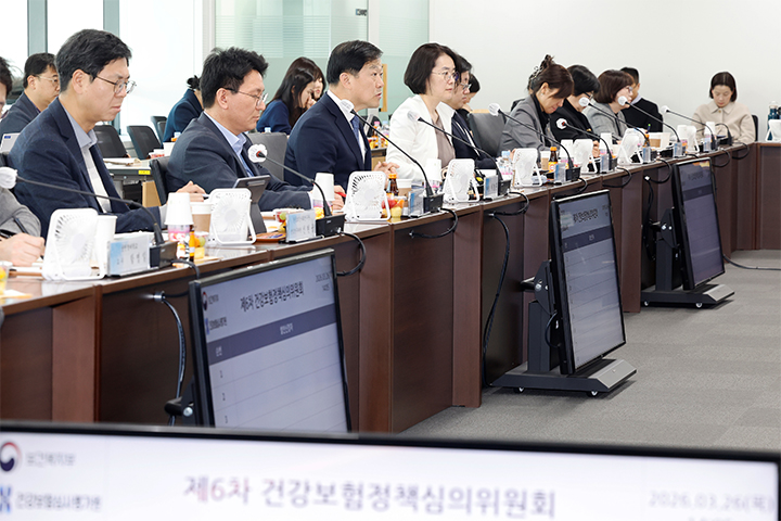 이형훈 보건복지부 제2차관이 제6차 건강보험정책심의위원회 회의에 참석했다. 2026.3.26 (사진=보건복지부)