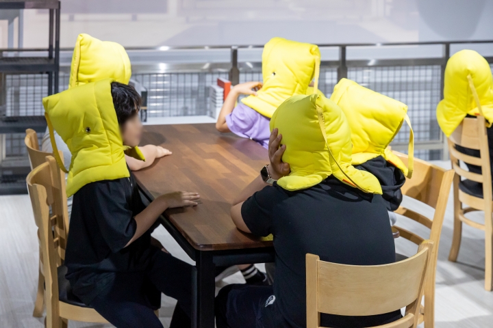 실제 강도 조절이 가능한 지진 체험 시뮬레이터