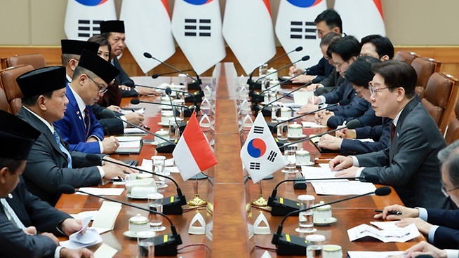 한-인니 '특별 포괄적 전략 동반자 관계' 수립…MOU 16건 체결