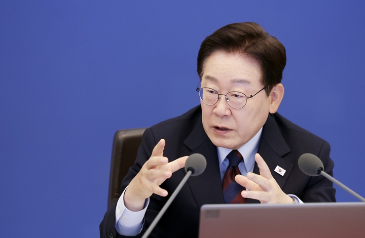 대통령 국방력 강화 정책 관련 이미지