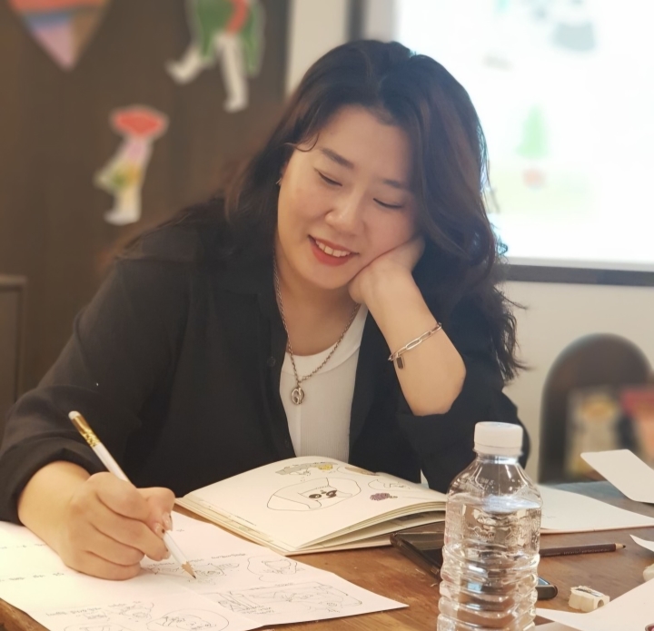 그루터기책방 서점지기(그루터기책방 제공)