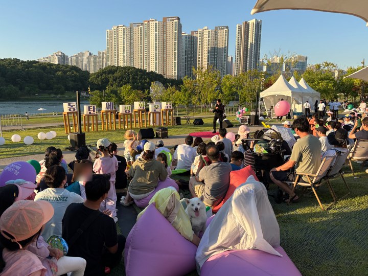 '동탄에 평화온:담' 에서의 '디아블로요요' 공연 (본인 촬영)