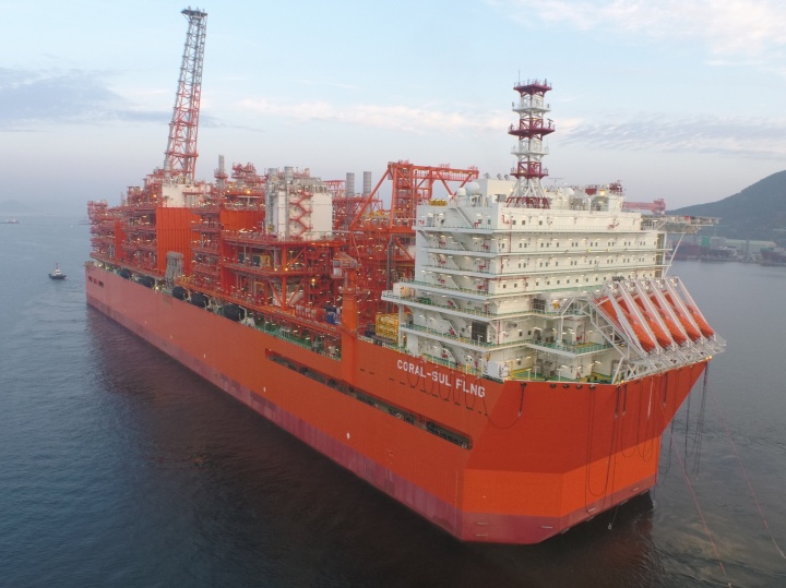 삼성중공업의 FLNG 수출 현장. 2021.11.16. (ⓒ뉴스1, 무단 전재-재배포 금지)