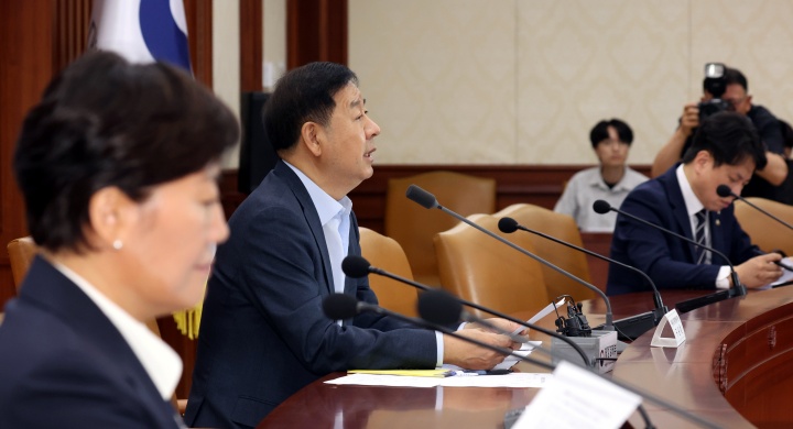 구윤철 경제부총리 겸 재정경제부 장관이 10일 오전 서울 종로구 세종대로 정부서울청사에서 열린 대외경제장관회의에서 모두 발언을 하고 있다.(ⓒ뉴스1, 재정경제부 제공, 무단 전재-재배포 금지)