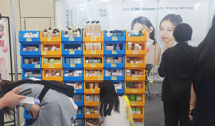인터참코리아 전시 기간 동안에만 세트 상품 할인 이벤트를 개최하는 부스도 있었다. (본인촬영)