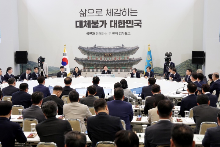 이재명 대통령이 16일 청와대 영빈관에서 열린 과학기술정보통신부, 방송미디어통신위원회, 개인정보보호위원회 2차 업무보고에서 발언하고 있다. 2026.7.16 (ⓒ뉴스1, 청와대통신사진기자단, 무단 전재-재배포 금지)