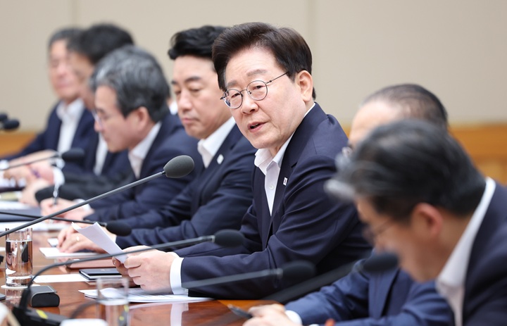 이재명 대통령이 10일 청와대에서 열린 메가프로젝트 2차 민관합동 점검회의에서 발언하고 있다. 2026.8.10(ⓒ뉴스1, 무단 전재-재배포 금지)
