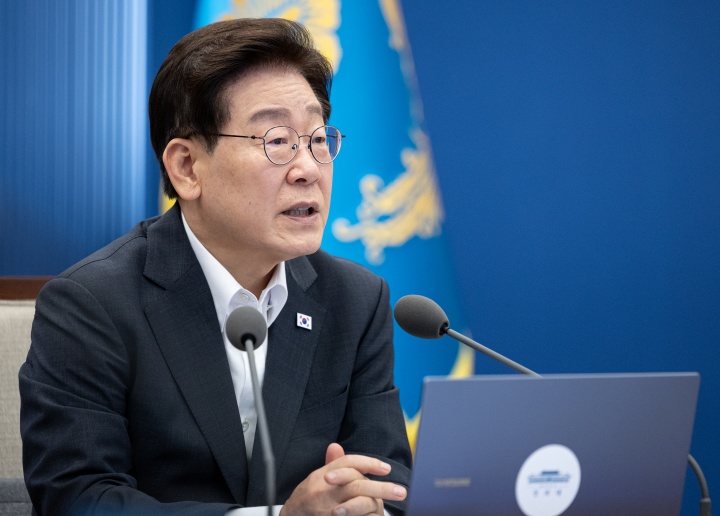 이재명 대통령이 13일 청와대에서 열린 수석보좌관회의에서 발언을 하고 있다. 2026.8.13 (ⓒ뉴스1, 무단 전재-재배포 금지)