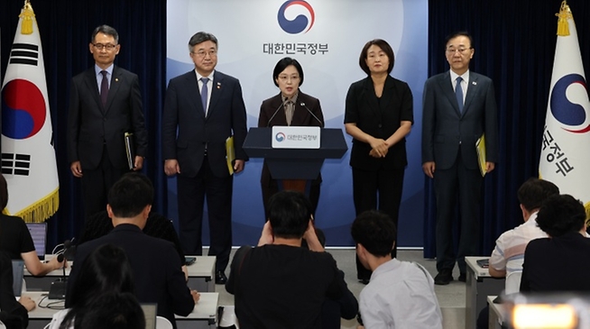 한 총리 "수도권 소재 중앙행정기관, 내년 상반기부터 세종시 이전"