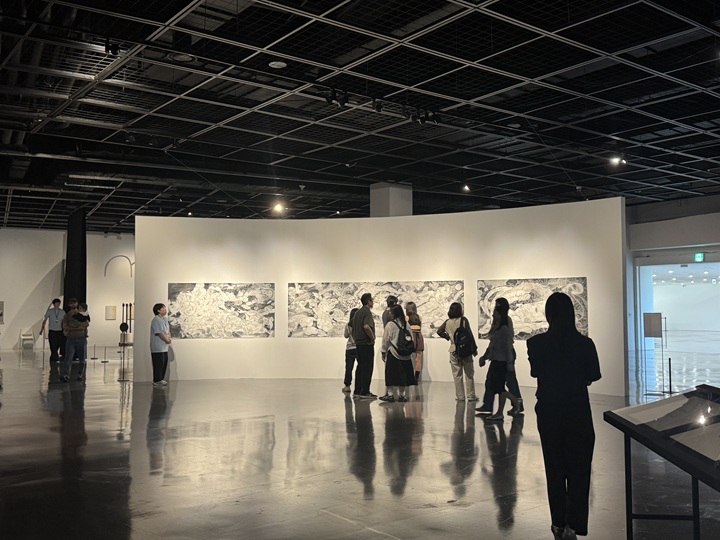 부산현대미술관 전시 (본인 촬영)