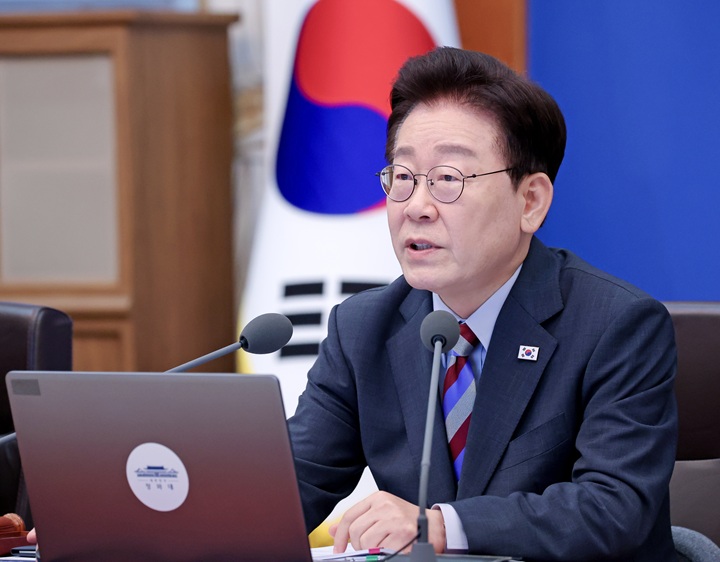이재명 대통령이 29일 청와대에서 국무회의를 주재하고 있다. 2026.9.29(사진=저작권자(c) 연합뉴스, 무단 전재-재배포 금지)