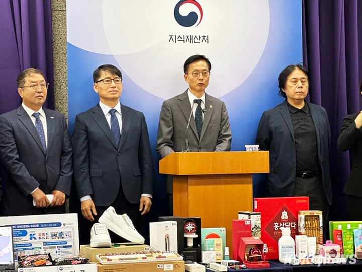 김용선 지식재산처장은 7일 정부대전청사 기자실에서 'K-브랜드 정부인증제도'를 설명하고 있다.(사진=지재처 제공)