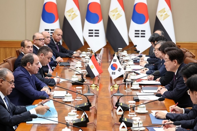 이 대통령 "한-이집트, 전략적 동반자 관계 격상…CEPA 협상 개시"