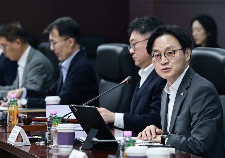 김정관 산업통상부 장관이 19일 오전 서울 종로구 한국무역보험공사에서 열린 제76회 산업기술보호위원회에서 인사말을 하고 있다. (산업통상부 제공. 재판매 및 DB 금지) 2026.10.19. (ⓒ뉴스1, 무단 전재-재배포 금지)